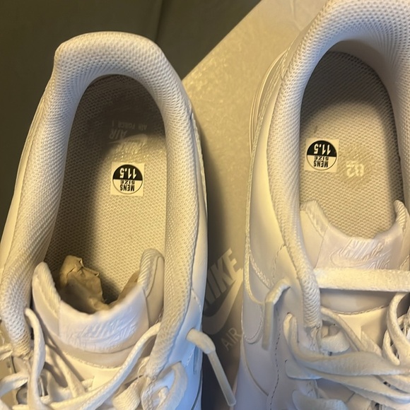 Brand New Air Force 1 ‘07 - Picture 3 of 7